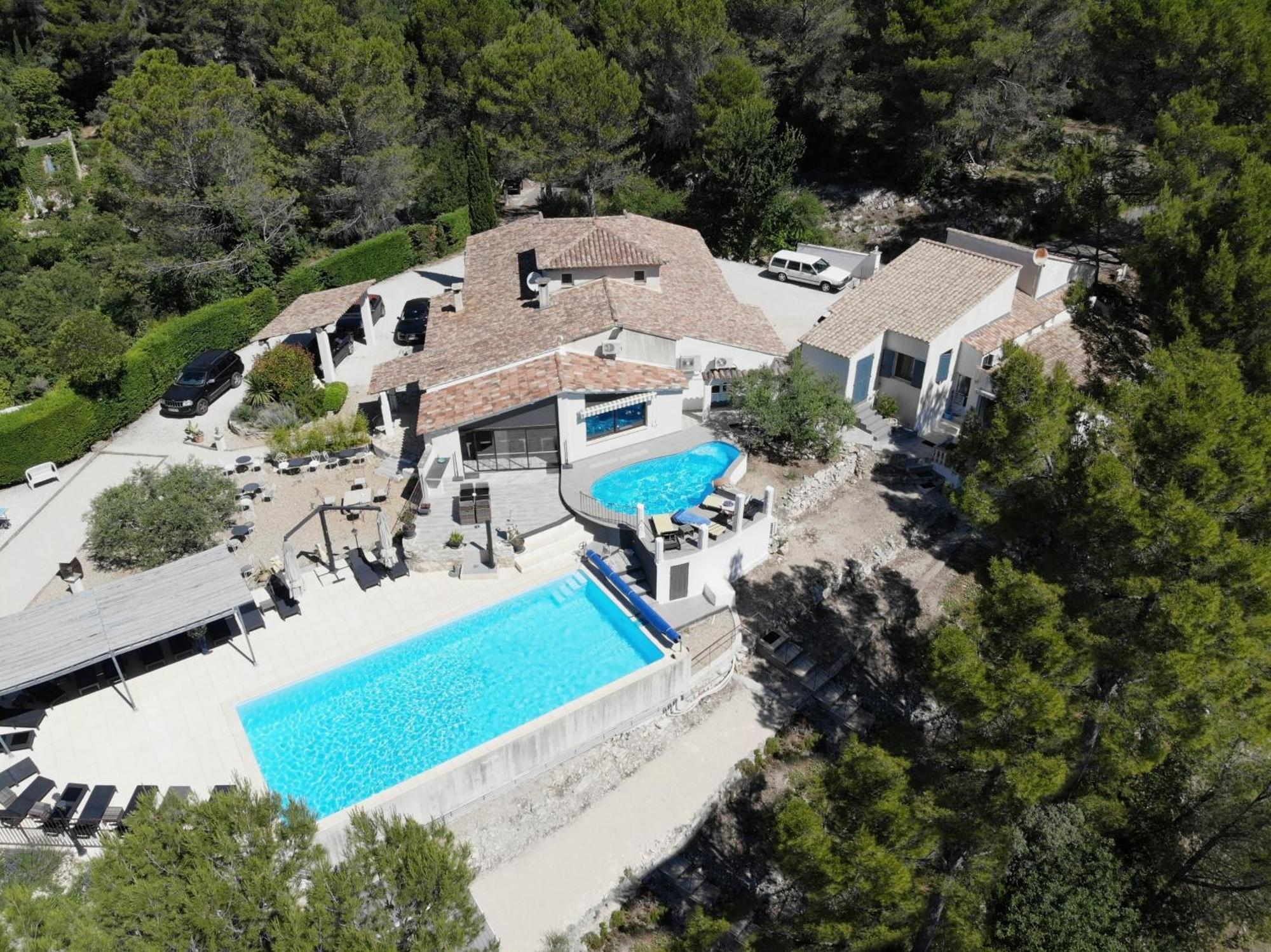 B&B Villa Chante Coucou フォンテーヌ・ド・ボークリューズ エクステリア 写真