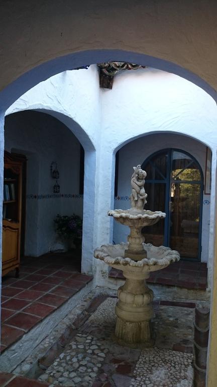 B&B Villa Chante Coucou フォンテーヌ・ド・ボークリューズ エクステリア 写真